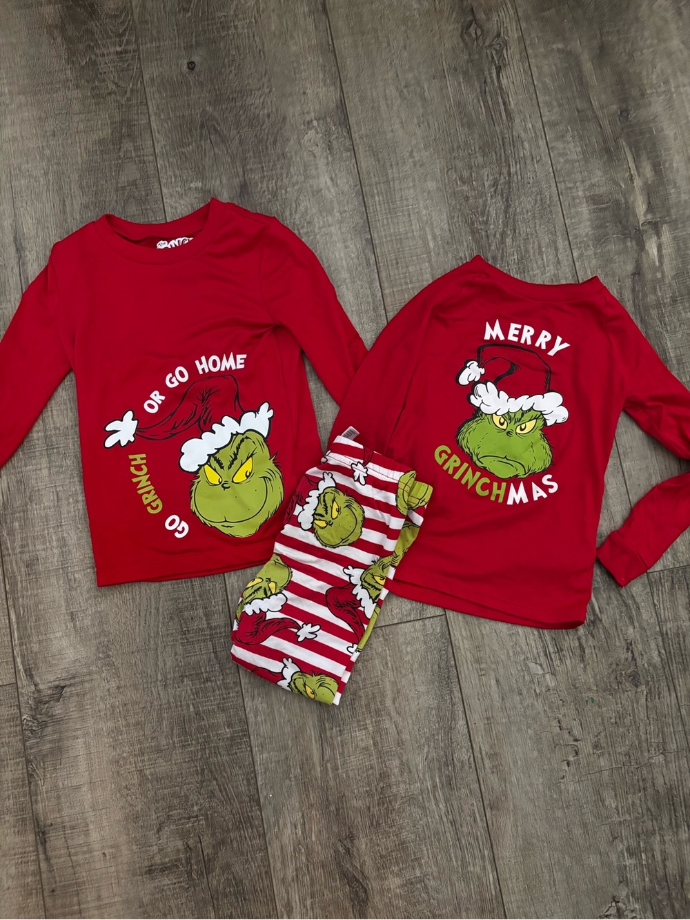Grinch Kids Red Holiday Pajama Set